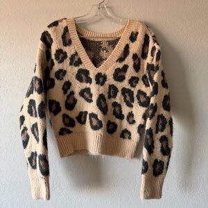 Victoria Secret PINK, Womens Brown Leopard Print Fuzzy Sweater, Size XS